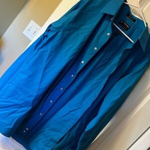 Long sleeve dress shirt